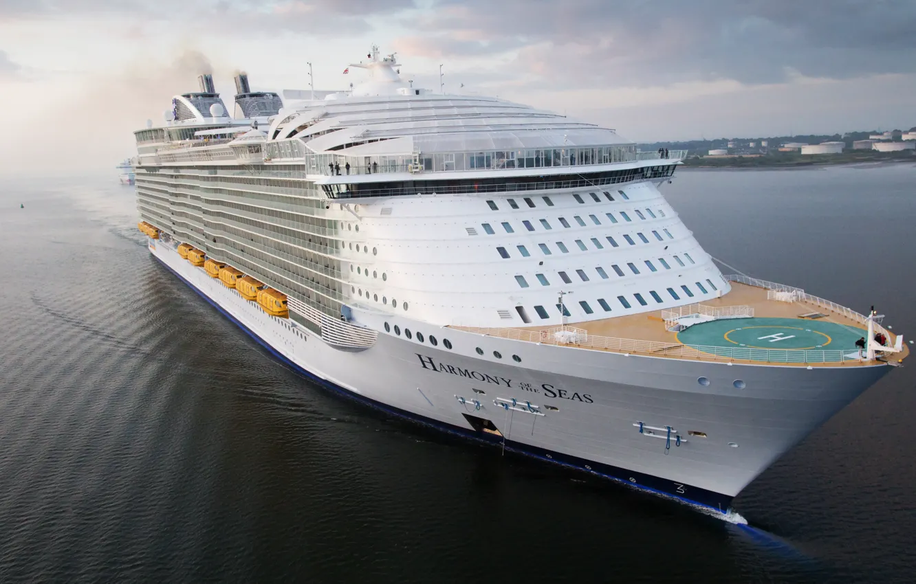 Photo wallpaper Liner, The ship, Nose, Technique, Royal Caribbean International, Passenger ship, Passenger liner, Vessel