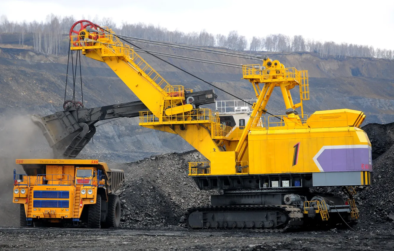 Photo wallpaper Russia, excavator, quarry, loading, ЭКГ32Р, mining equipment, ECG, the technological process