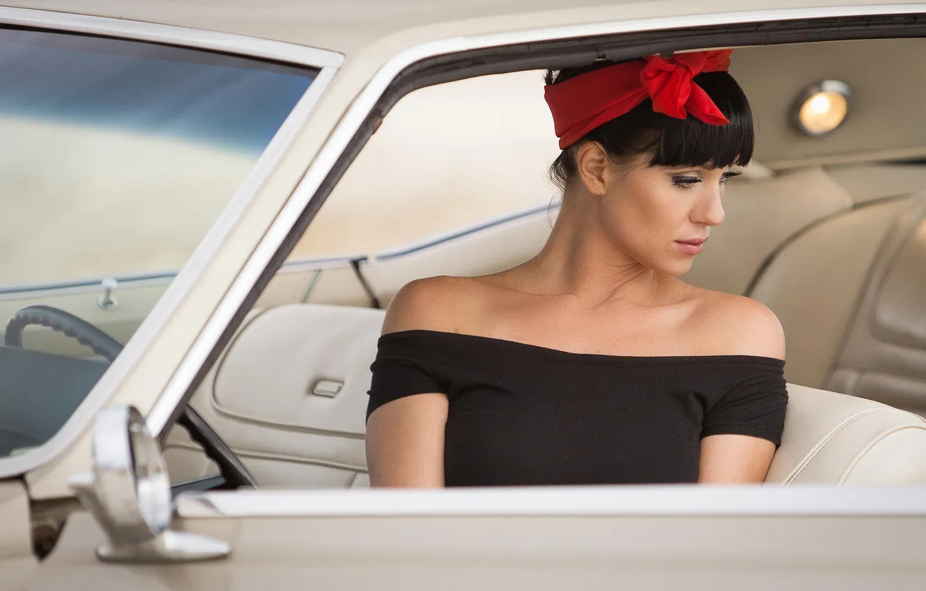 Photo wallpaper auto, girl, brunette