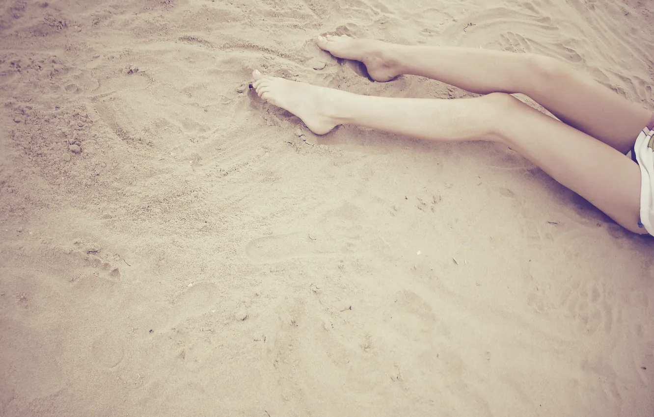 Photo wallpaper sand, beach, summer, feet