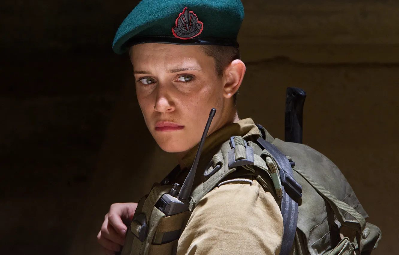 Photo wallpaper The war of the worlds z, Daniella Kertesz, World War-z