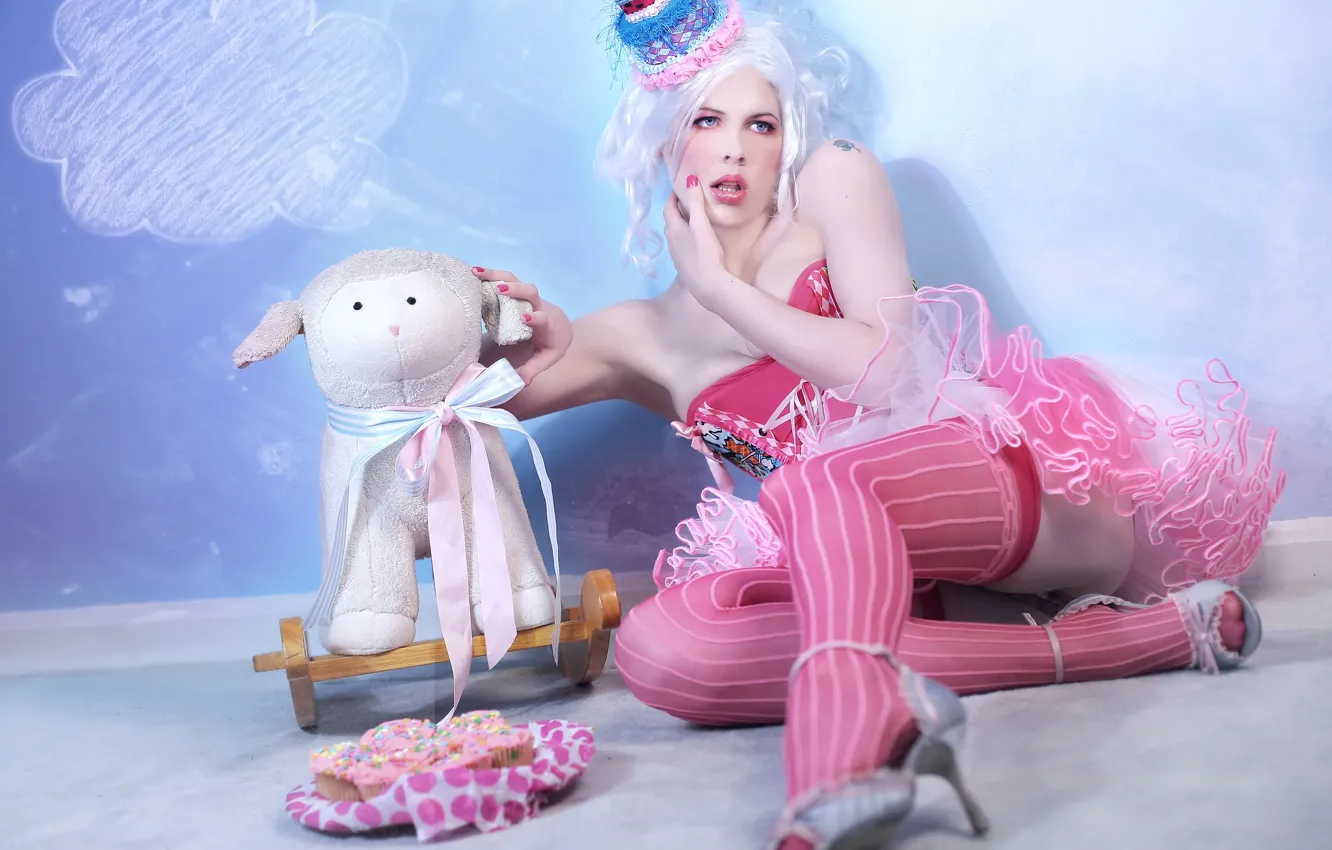 Photo wallpaper chest, look, girl, clouds, pose, style, wall, holiday