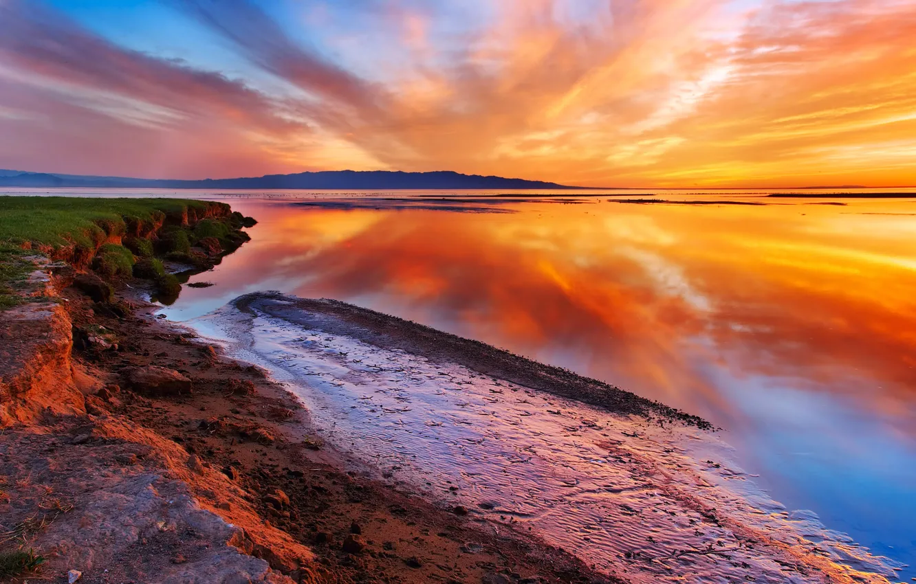 Photo wallpaper the sky, shore, colorful