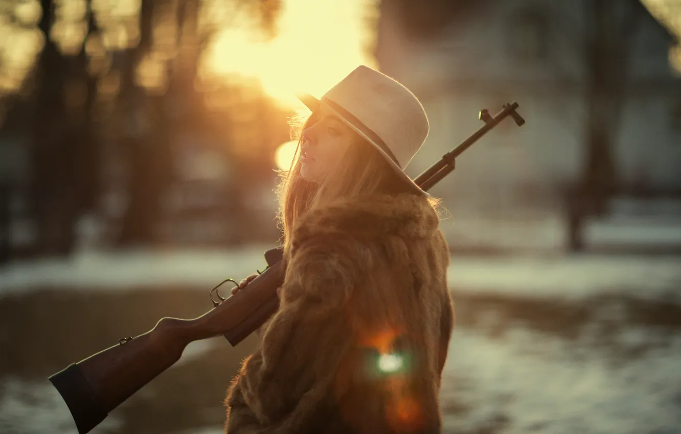 Photo wallpaper girl, face, dawn, hat, fur, rifle, Marta