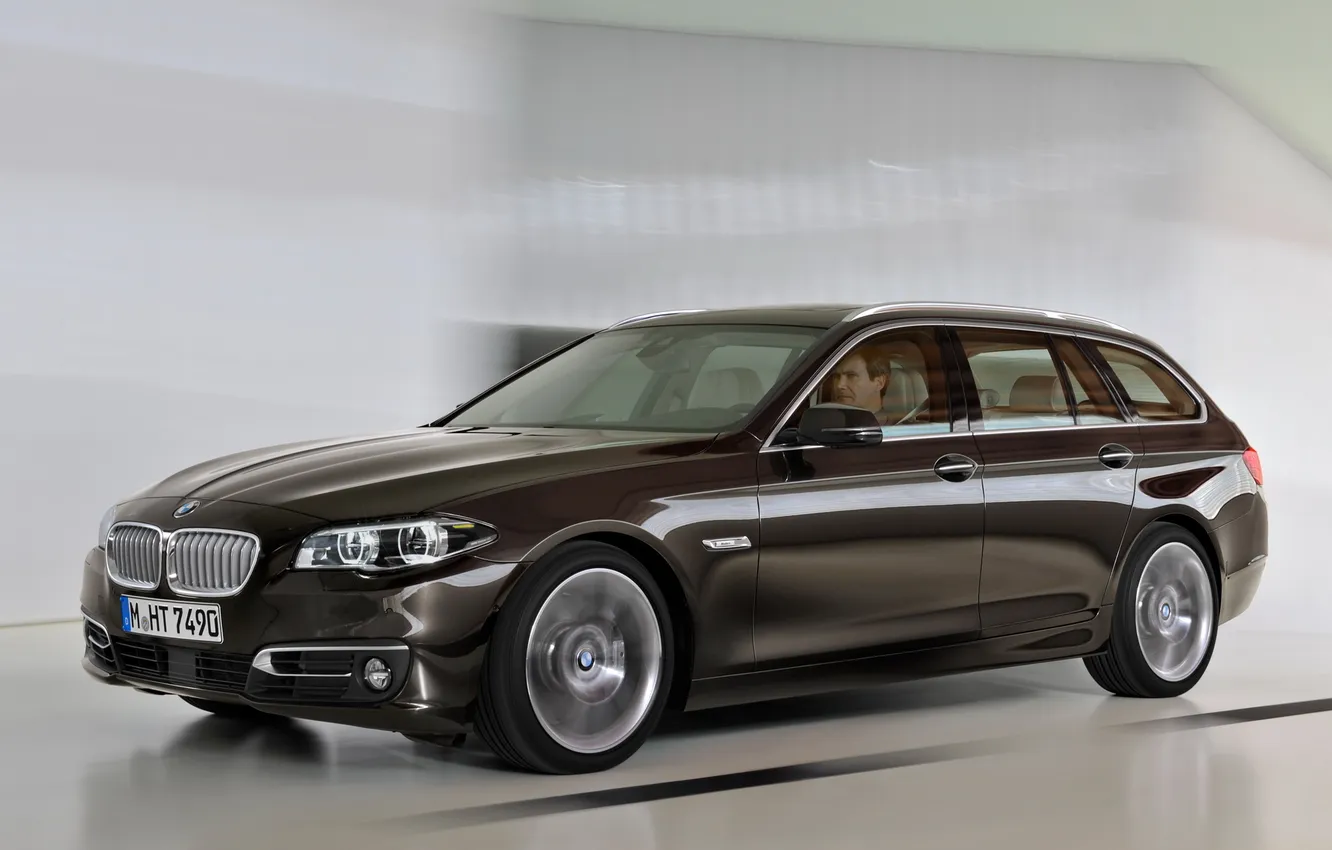 Photo wallpaper car, machine, BMW, speed, universal, xDrive, Touring, Modern Line