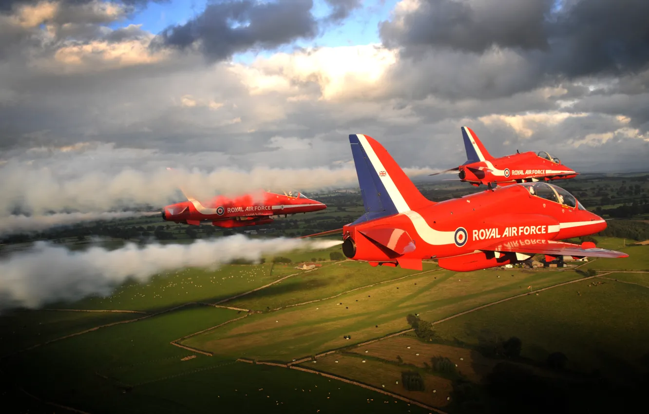 Photo wallpaper flying, Red Arrows, BAE Hawk, Aerobatic, Formation Flying