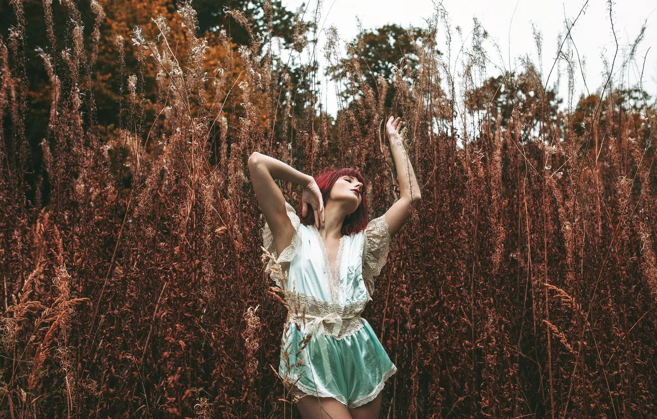 Photo wallpaper girl, nature, Stretch, Alexandra Cameron