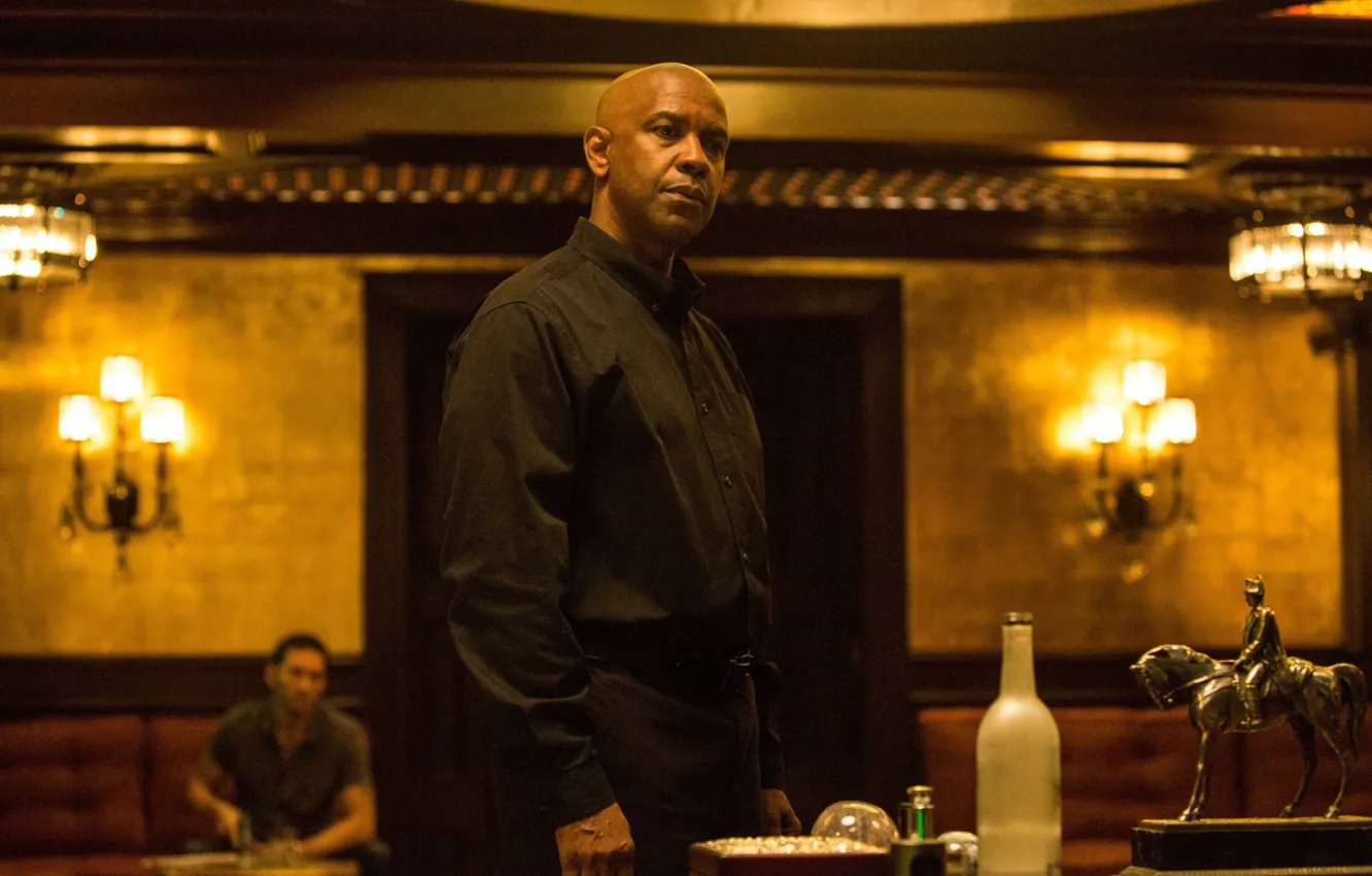 Photo wallpaper cinema, film, horse, Denzel Washington, movie, Denzel Hayes Washington, bald, The Equalizer