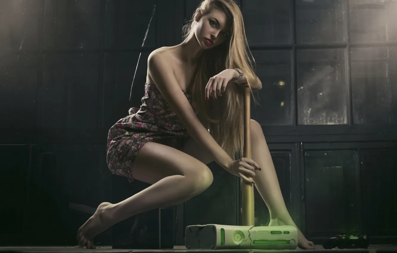 Photo wallpaper green, light, girl, sexy, game, dress, legs, games