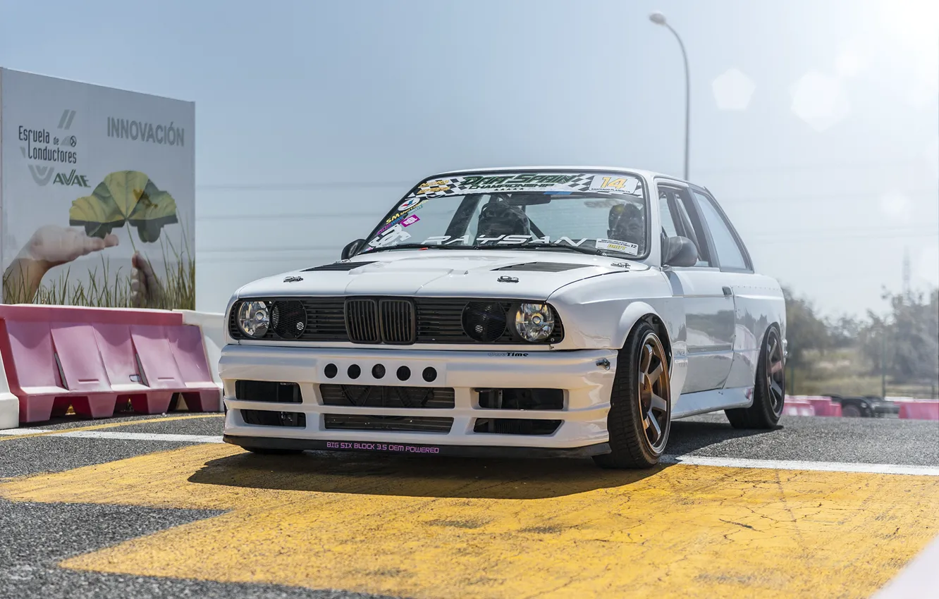 Photo wallpaper BMW, white, tuning, drift car, E30