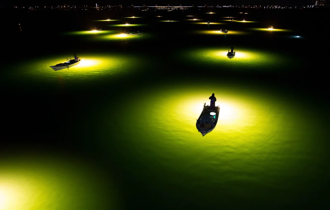 Photo wallpaper water, light, night, the city, lights, fishermen