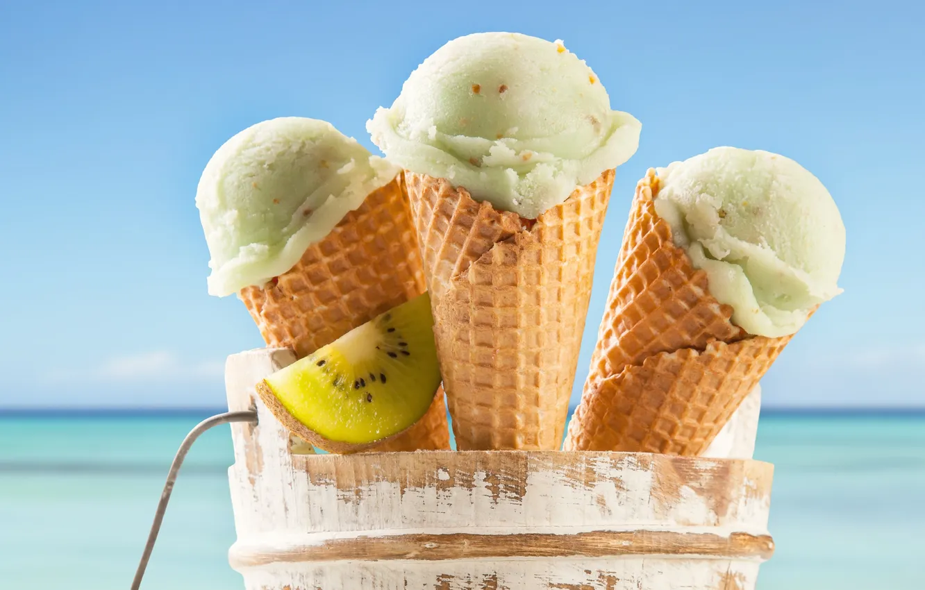 Photo wallpaper kiwi, ice cream, horn