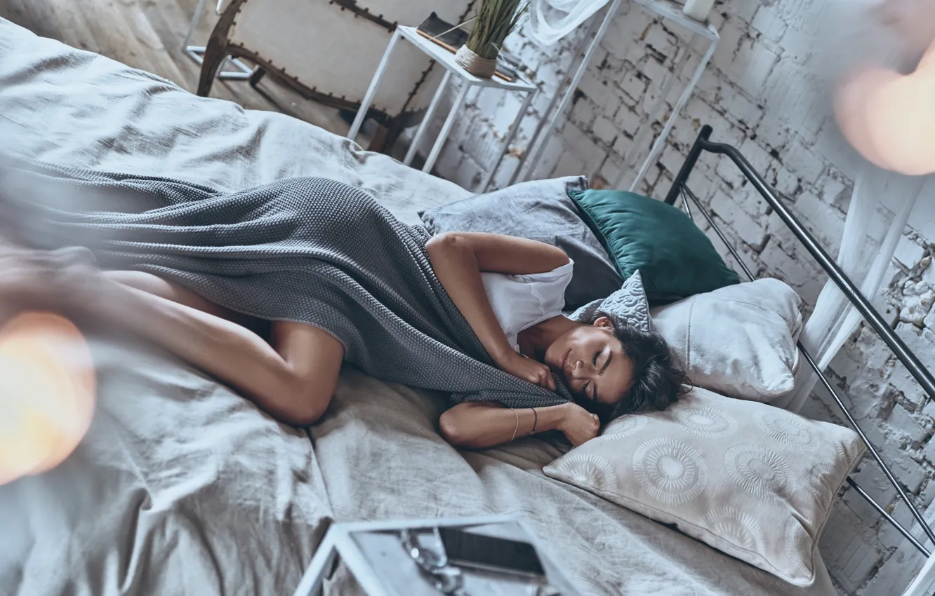 Photo wallpaper model, pretty, sleep, bed