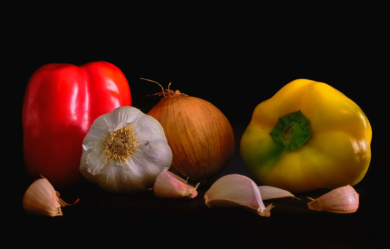 Photo wallpaper bow, pepper, vegetables, spices, garlic