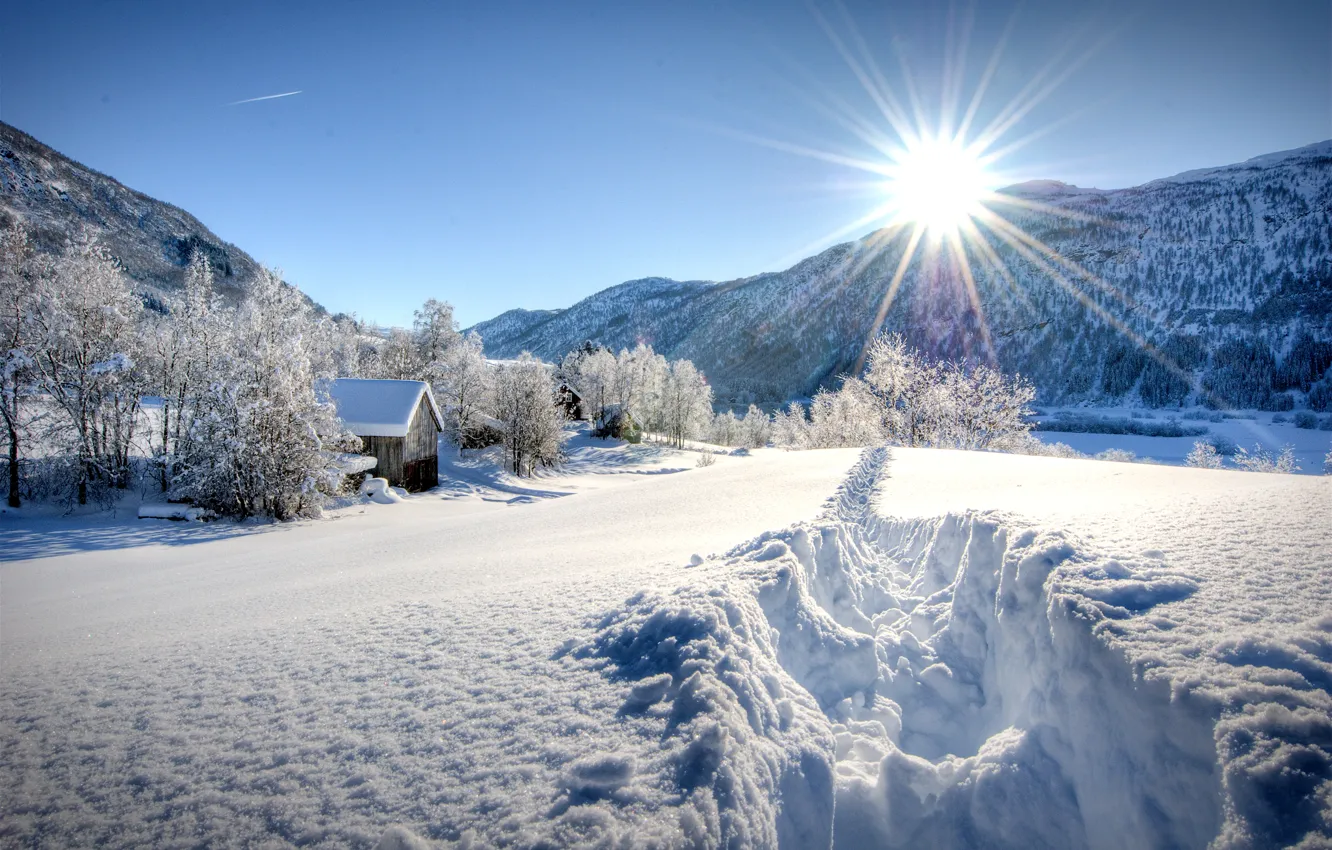 Photo wallpaper winter, the sky, snow, trees, mountains, the snow, houses, the rays of the sun