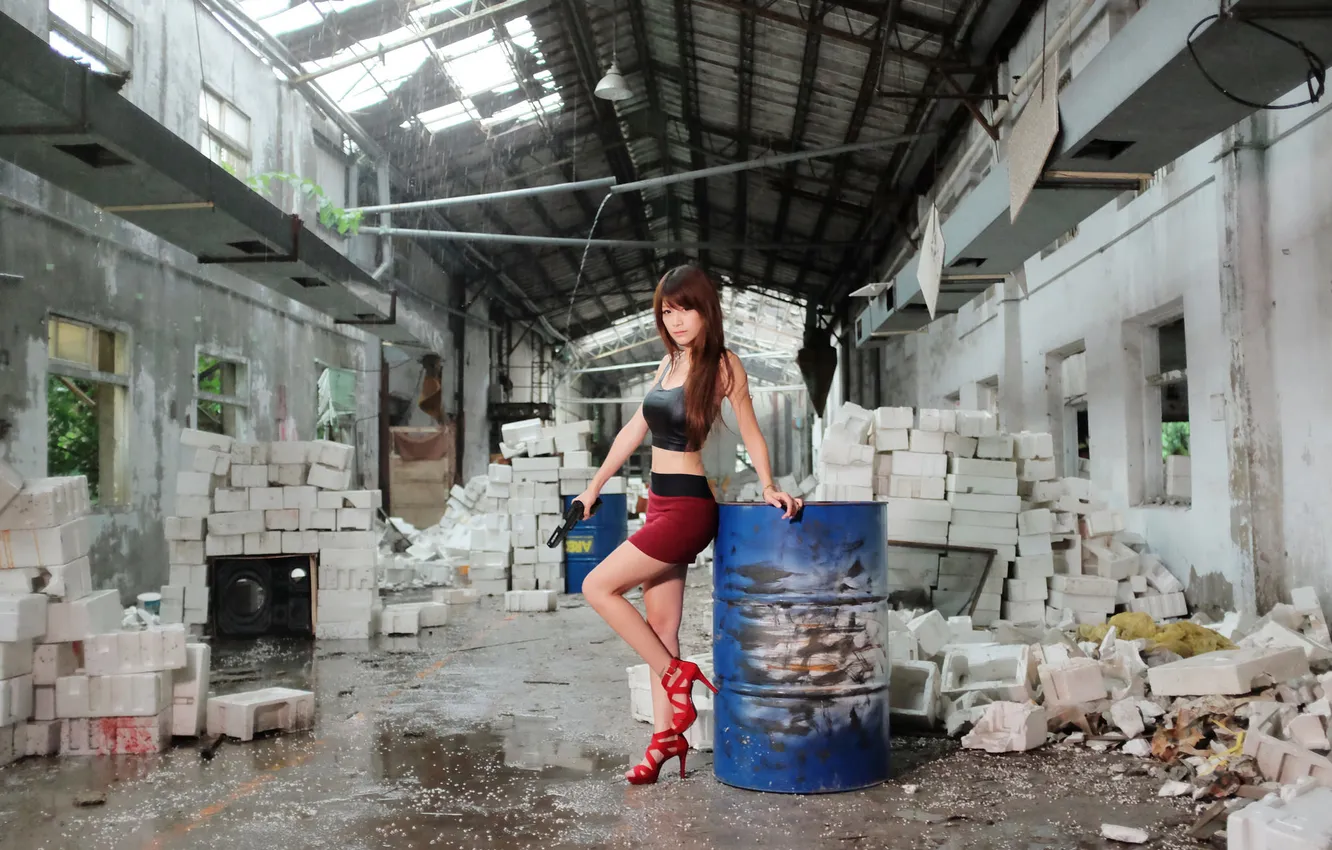 Photo wallpaper look, girl, face, gun, hair, the ruins, mini skirt, Asian