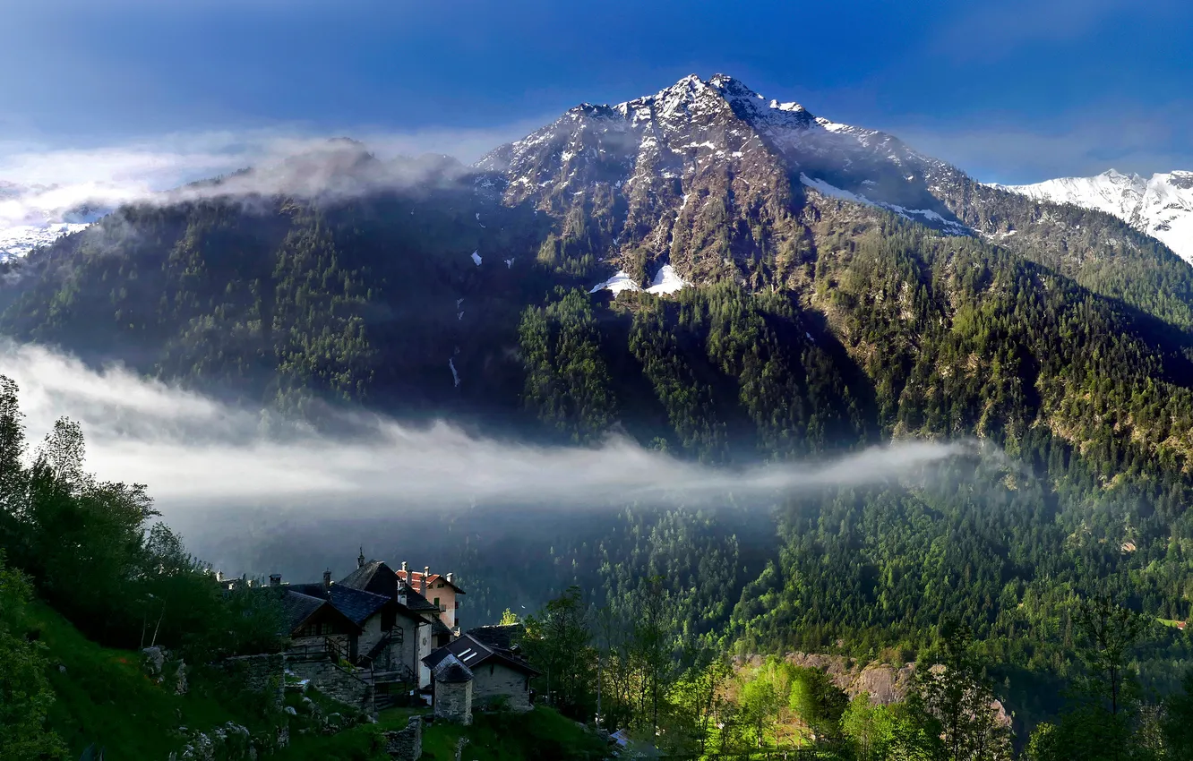 Photo wallpaper mountains, Italy, haze