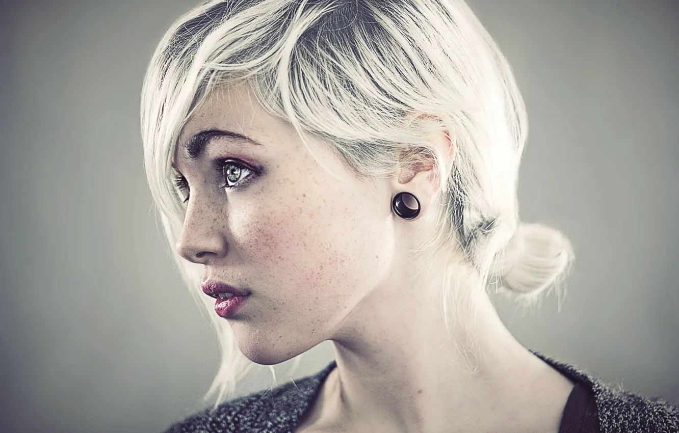 Photo wallpaper lipstick, blonde, kaneuski