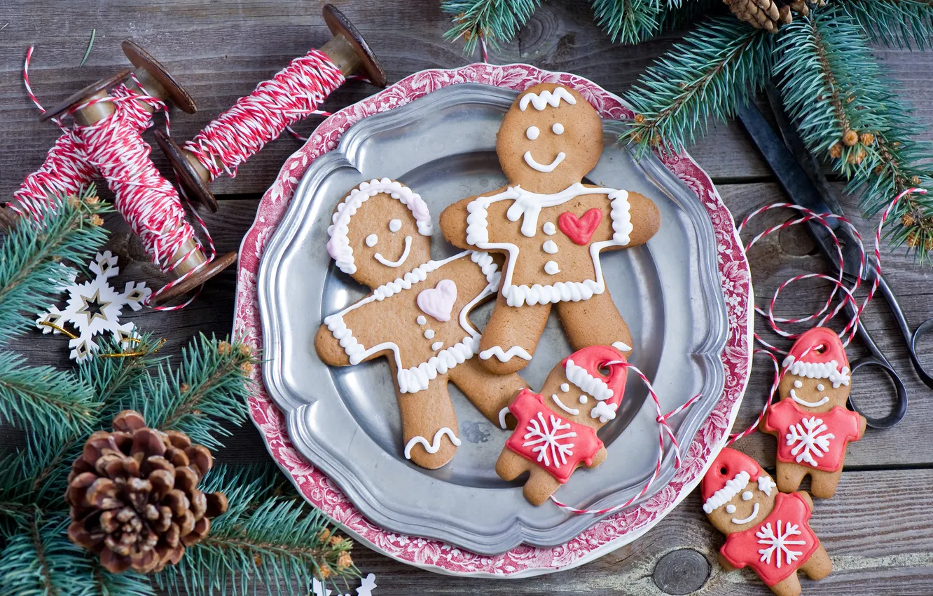 Photo wallpaper winter, branches, holiday, new year, food, spruce, men, cookies