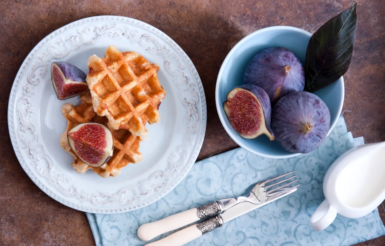 Photo wallpaper knife, plug, dessert, waffles, figs