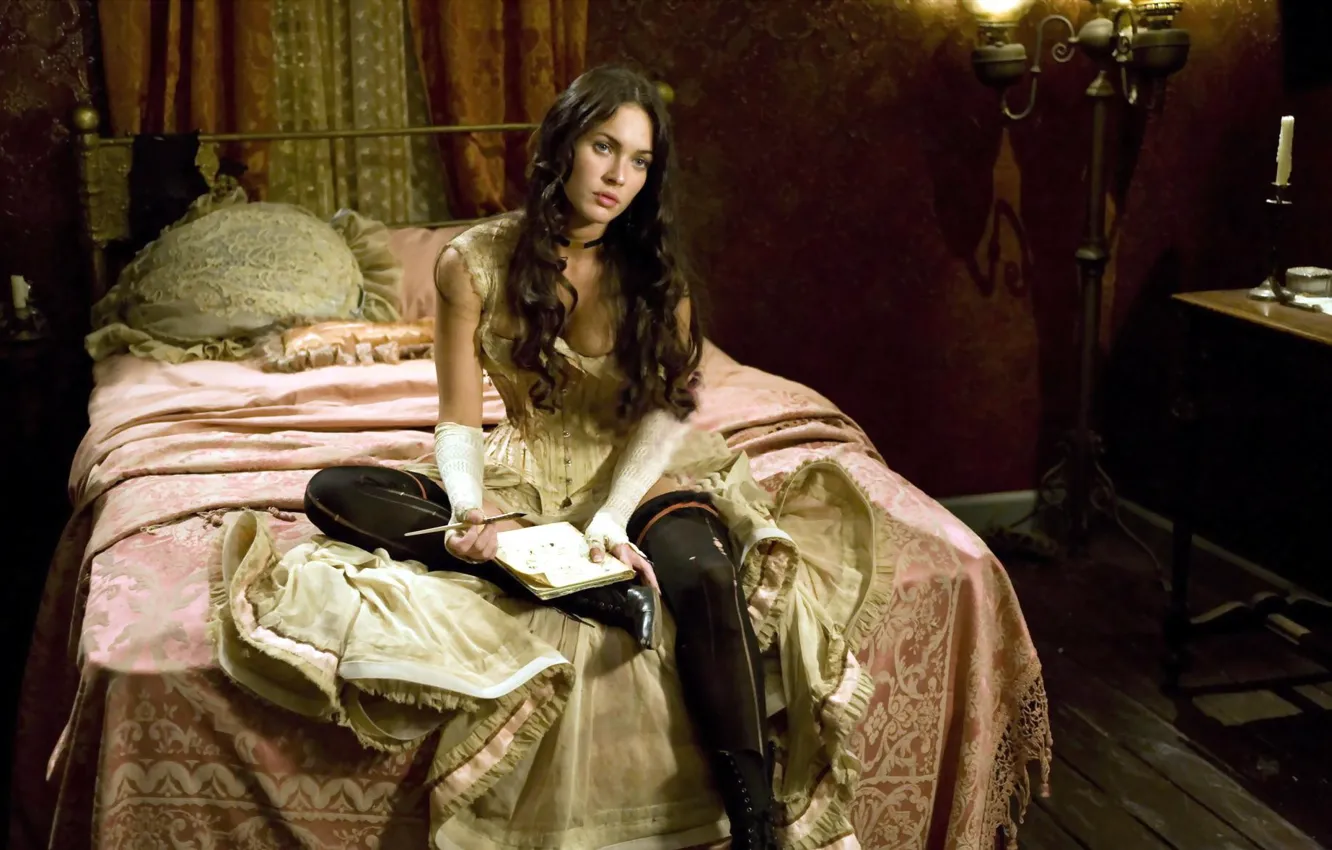 Photo wallpaper girl, Megan Fox, room, Jonah Hex, Jonah Hex