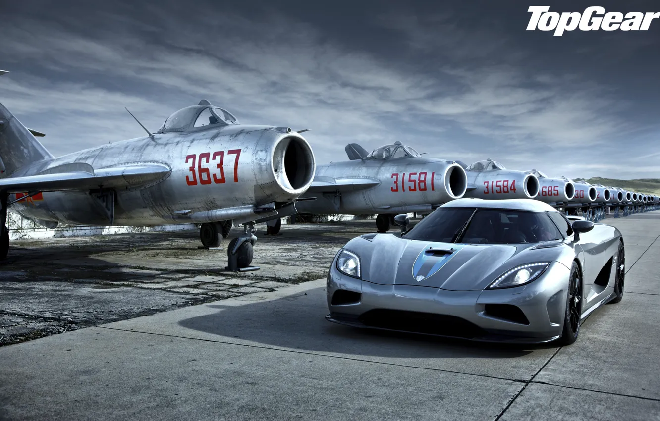Photo wallpaper the sky, lights, Koenigsegg, fighters, supercar, top gear, the front, aircraft