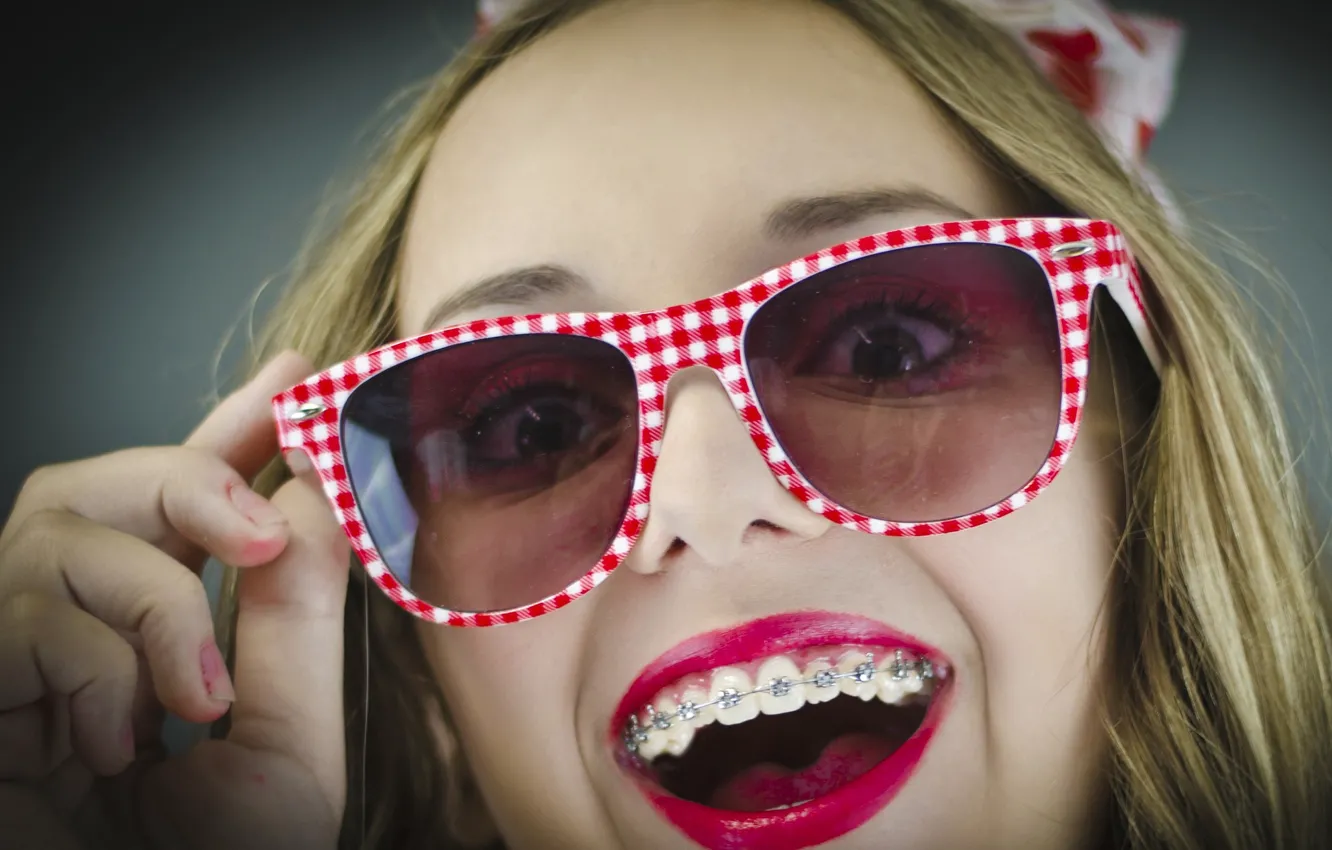 Photo wallpaper girl, face, smile, style, mood, teeth, hands, lipstick