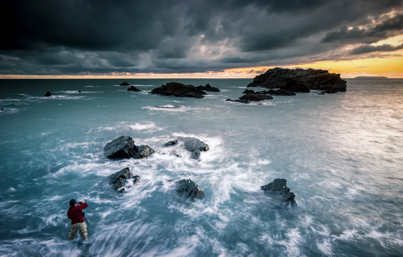 Photo wallpaper sea, sunset, people