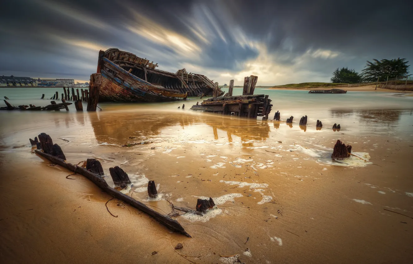 Photo wallpaper France, ship, the remains, sunken, the river of Etel