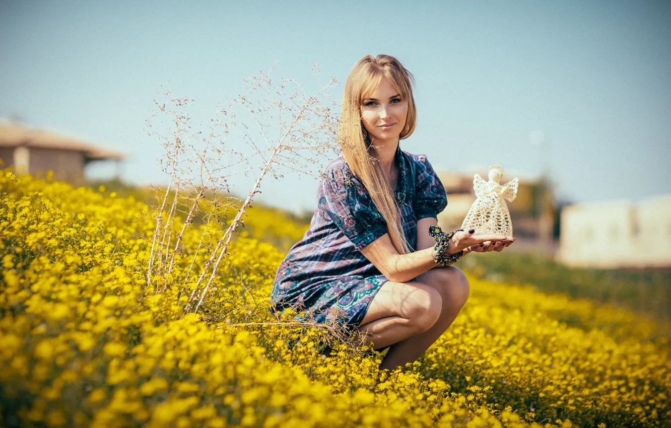 Photo wallpaper summer, girl, smile, dress, the flowers are yellow