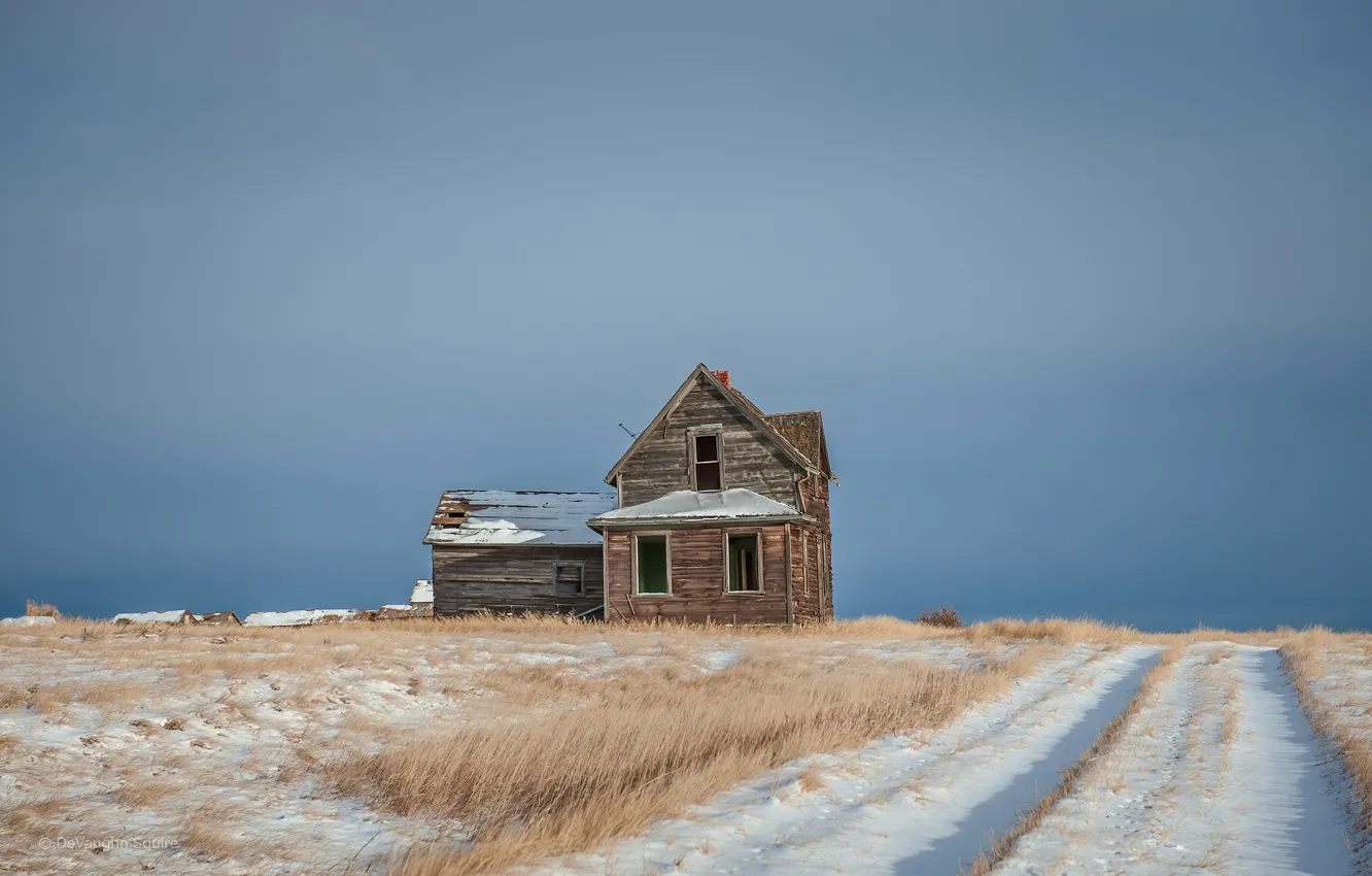 Photo wallpaper field, snow, house