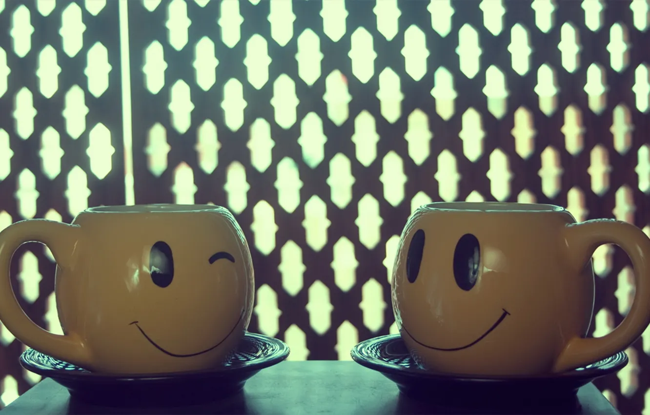 Photo wallpaper smile, mug, wink