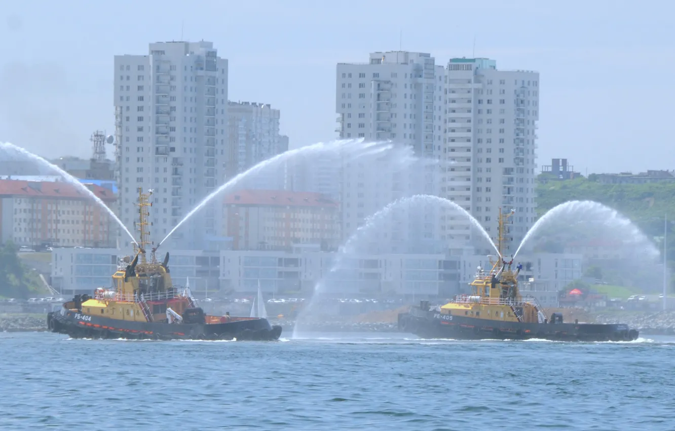 Photo wallpaper tug, exercises, raid