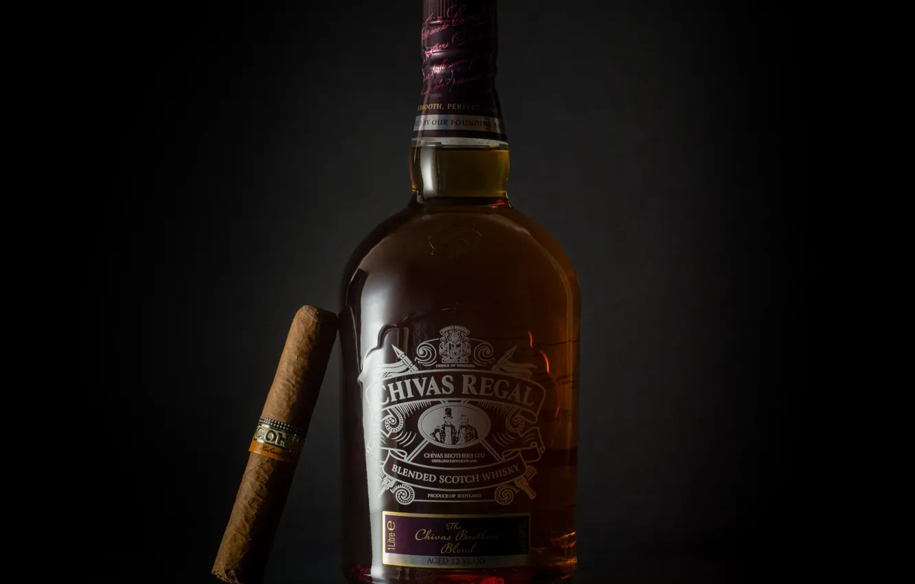 Photo wallpaper bottle, alcohol, cigar, whiskey