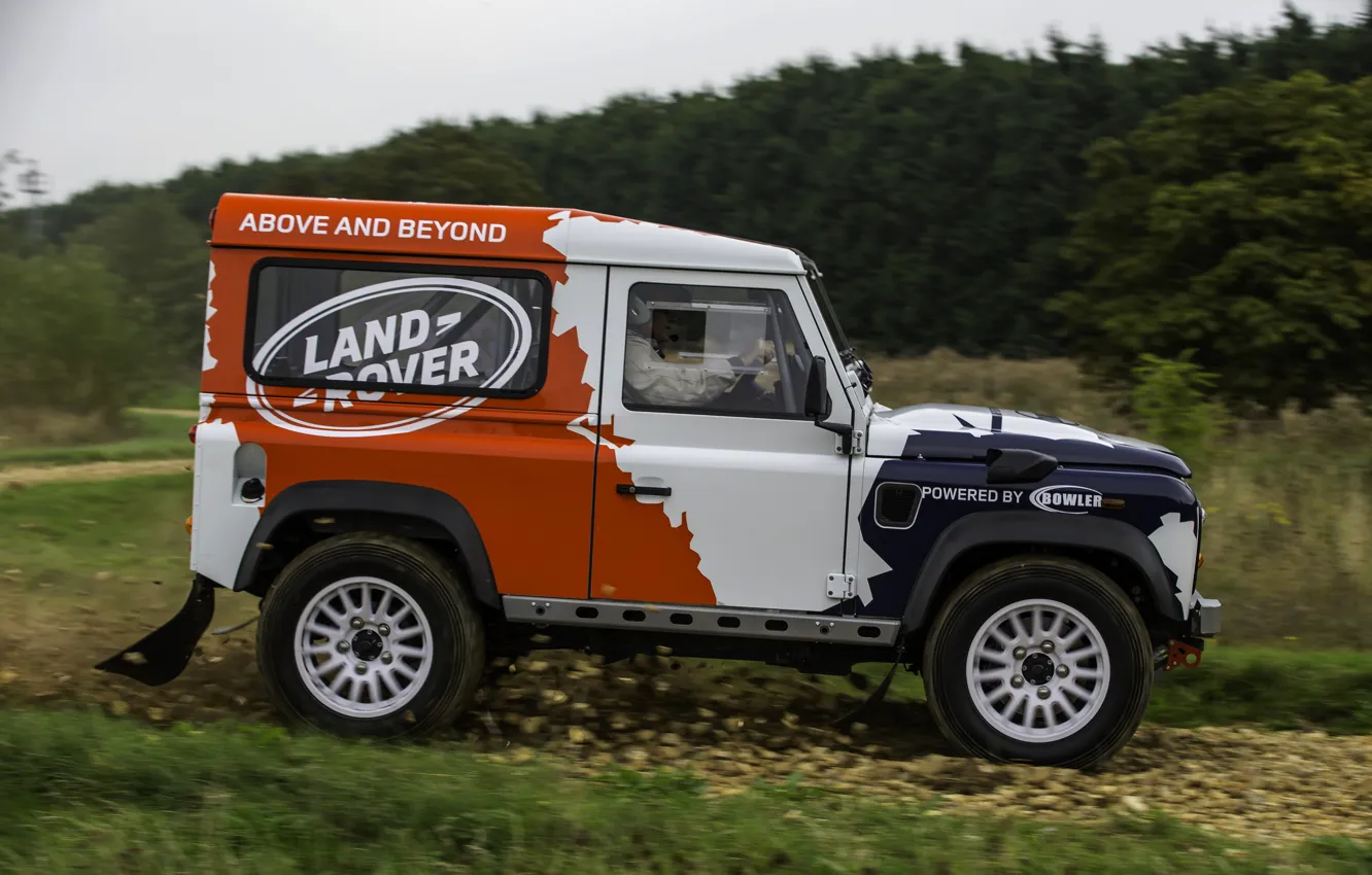 Photo wallpaper Land Rover, side view, Defender, 2013, 2014, Challenge, Bowler
