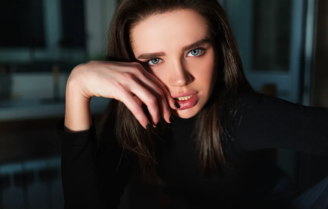 Photo wallpaper look, girl, hands, lips, Vlad Popov, Natasha Knyazeva