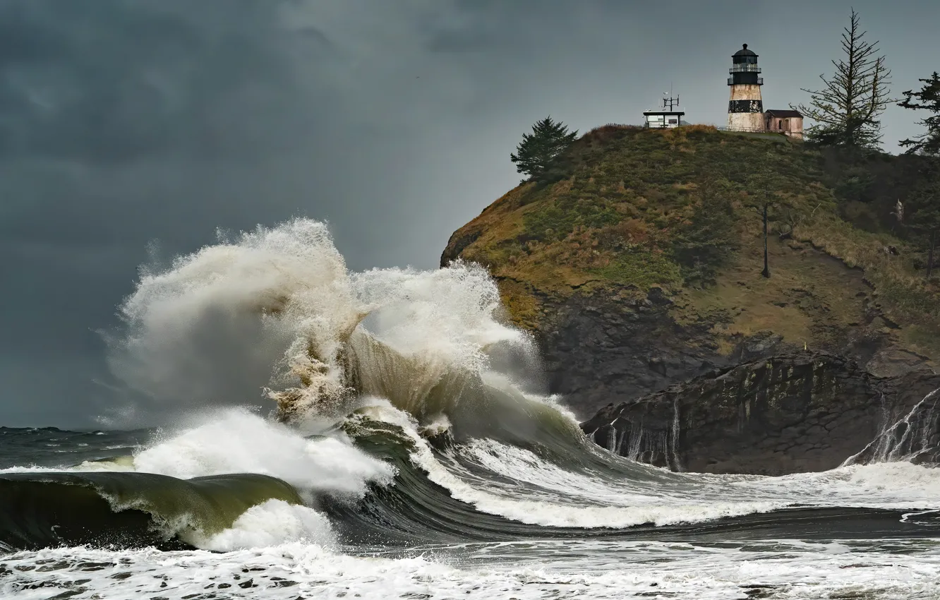 Photo wallpaper sea, wave, squirt, storm, rock, shore, wave, lighthouse
