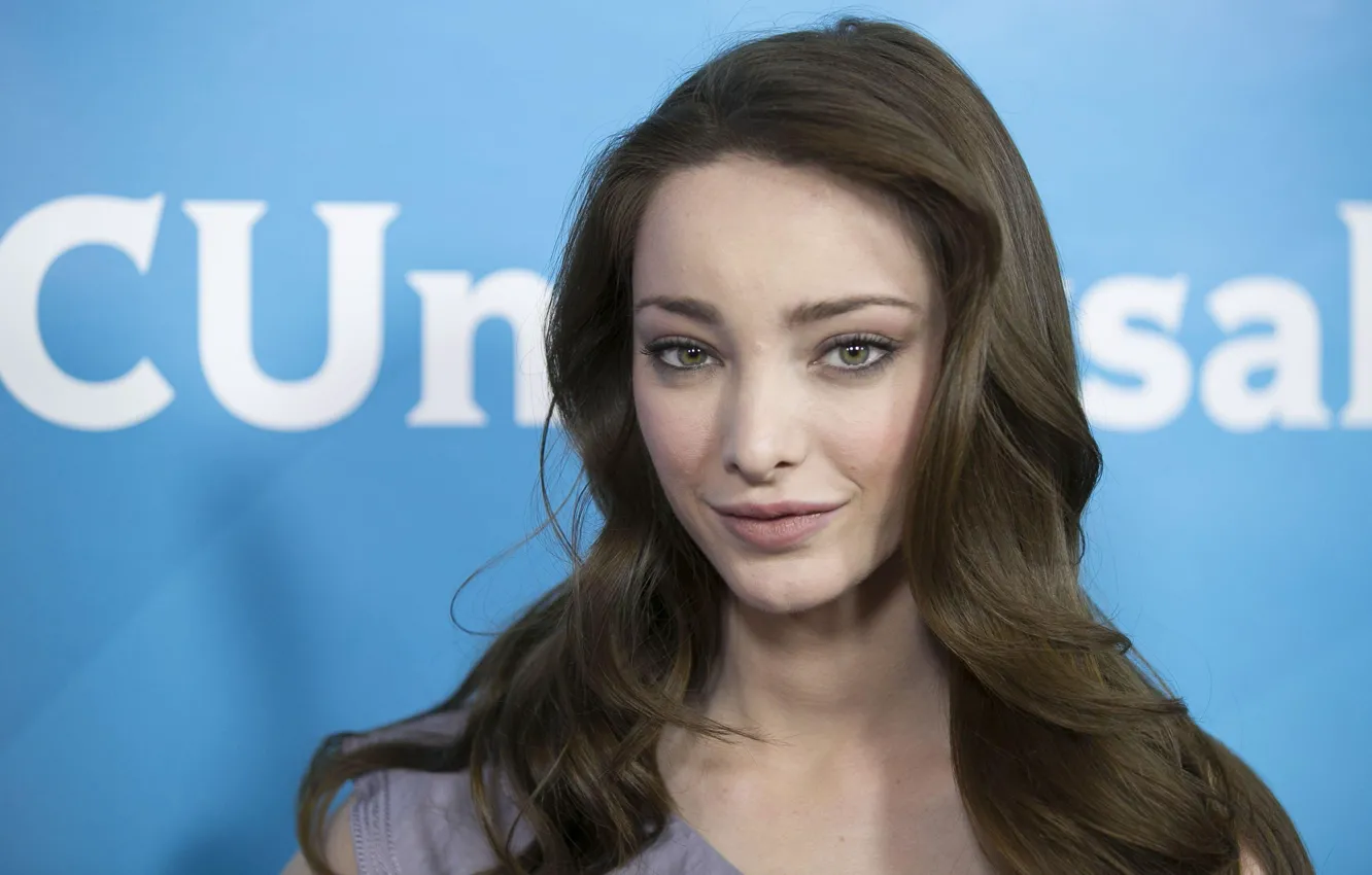 Photo wallpaper look, pose, makeup, actress, photoshoot, hair, Emma Dumont, Emma Dumont