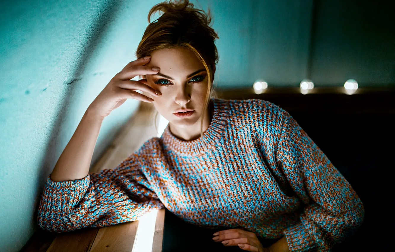Photo wallpaper look, girl, pose, portrait, hands, sweater, Carla Sonre, Damian Feather