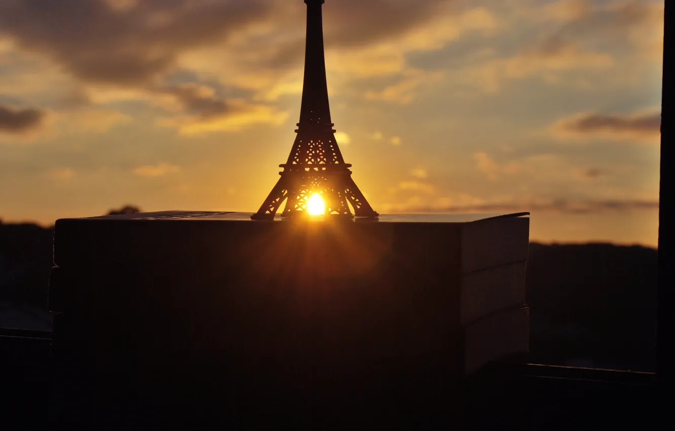 Photo wallpaper the sun, sunset, books, window, figurine, Eiffel tower, La tour Eiffel