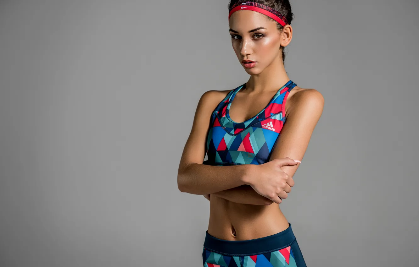 Photo wallpaper girl, face, hair, figure, sports, Sierra