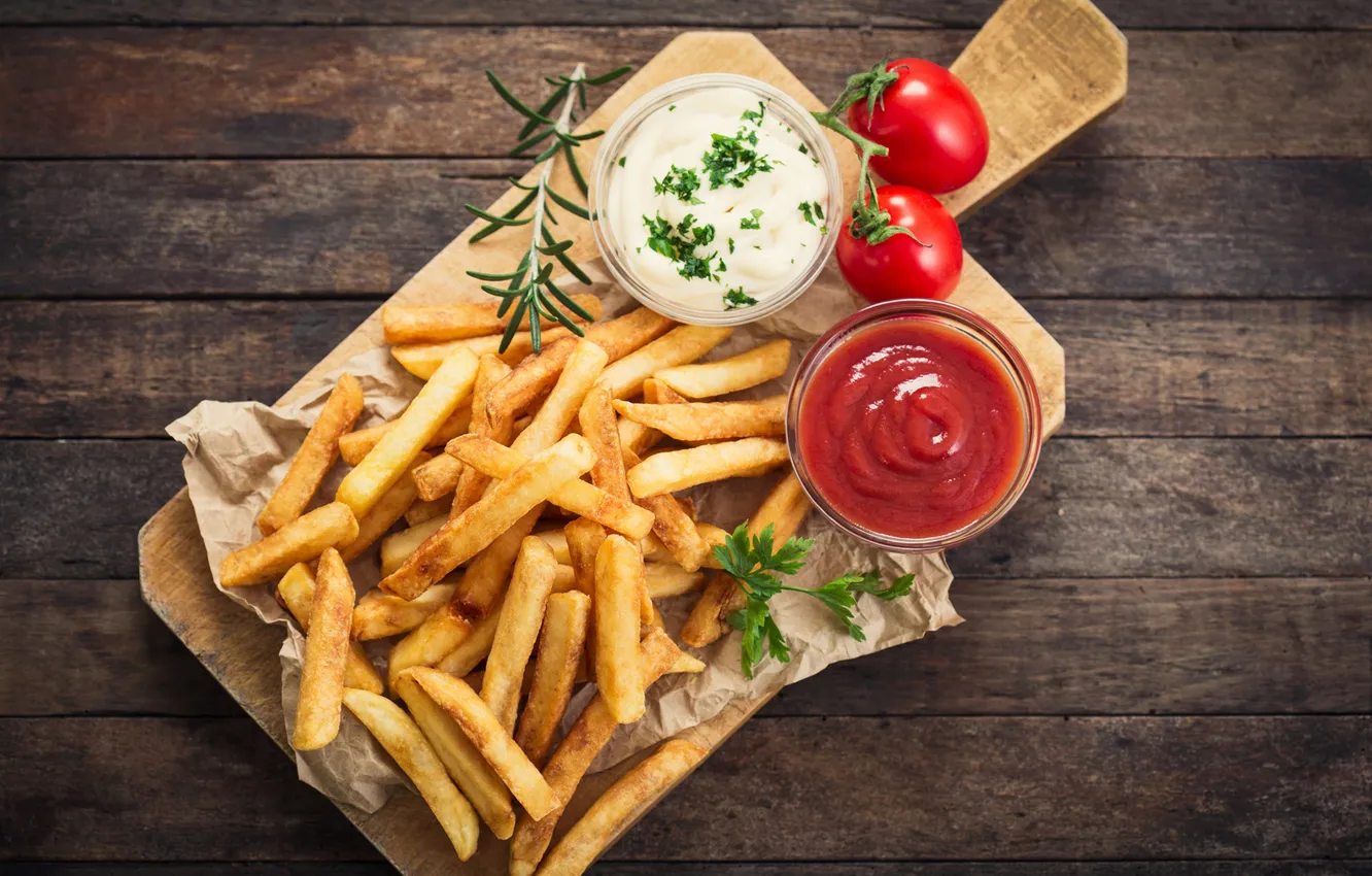 Photo wallpaper photo, Board, tomatoes, sauce, ketchup, French fries