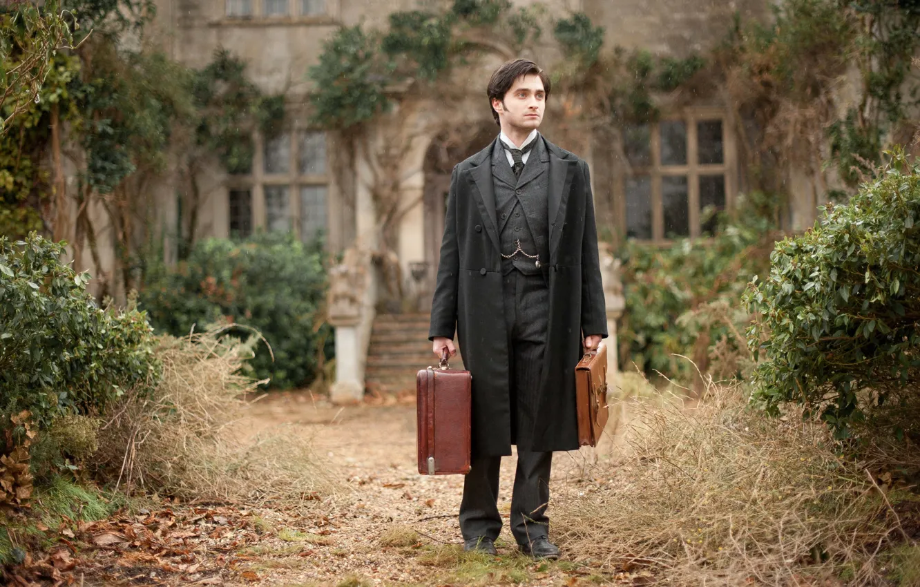 Photo wallpaper horror, the woman in black, Arthur kipps, a mystical film, Daniel Radcliffe