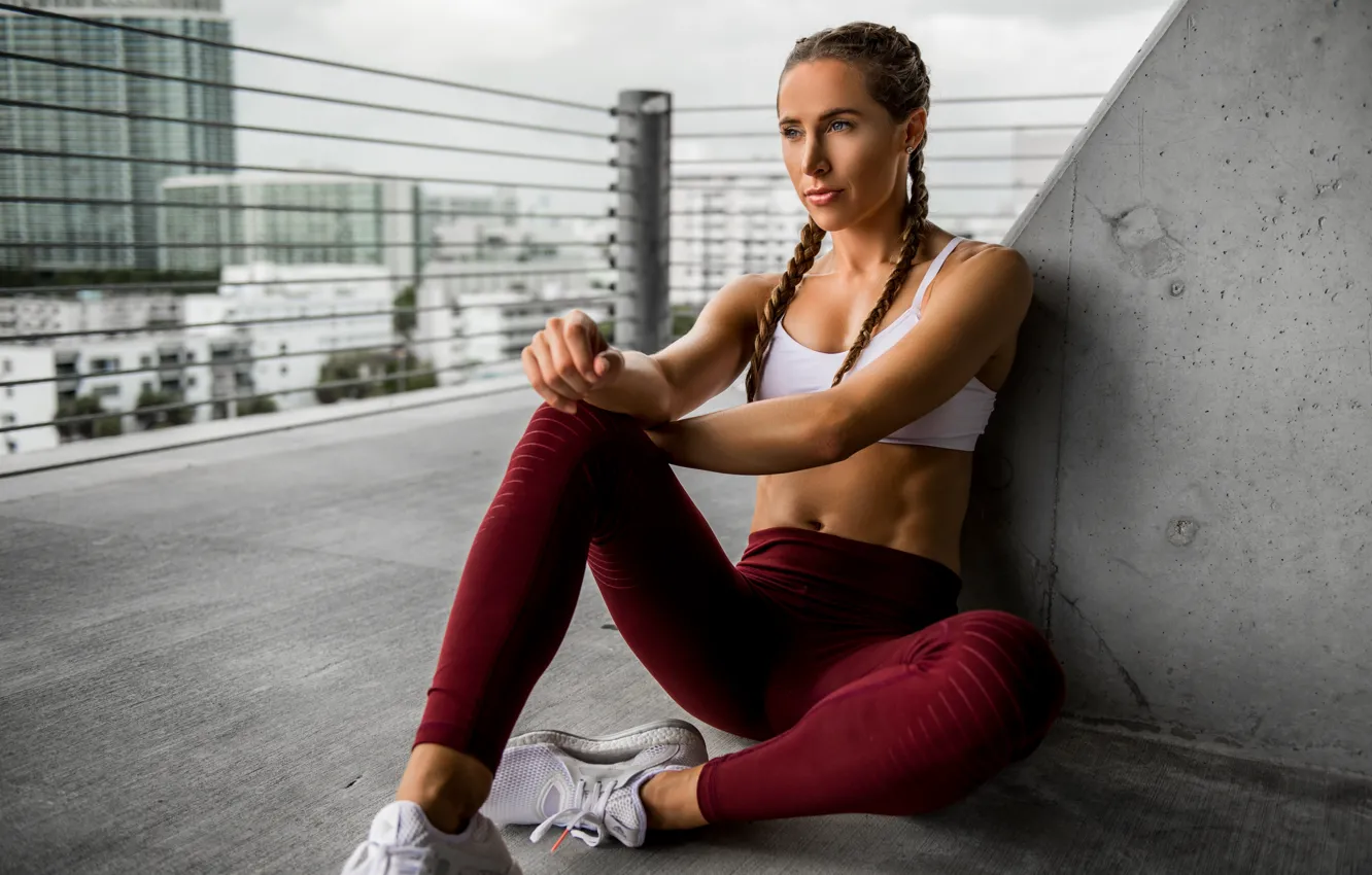 Photo wallpaper summer, girl, sports, legs, press, Hanna