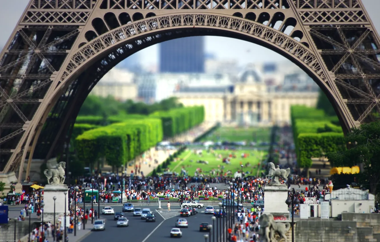Photo wallpaper people, street, Eiffel tower, Paris, France, Europe, pedestrians