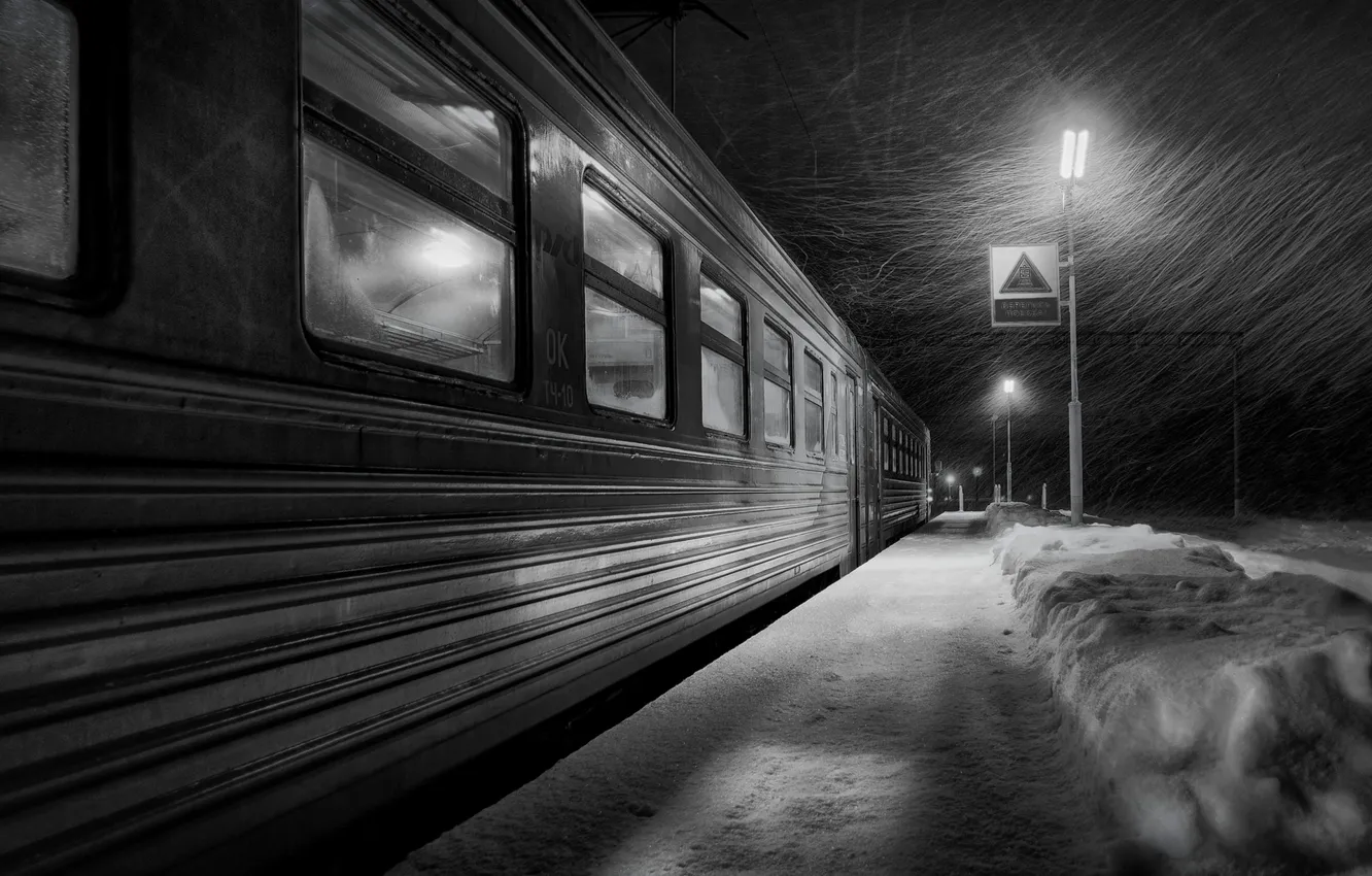 Photo wallpaper winter, station, morning, the car, train, Blizzard