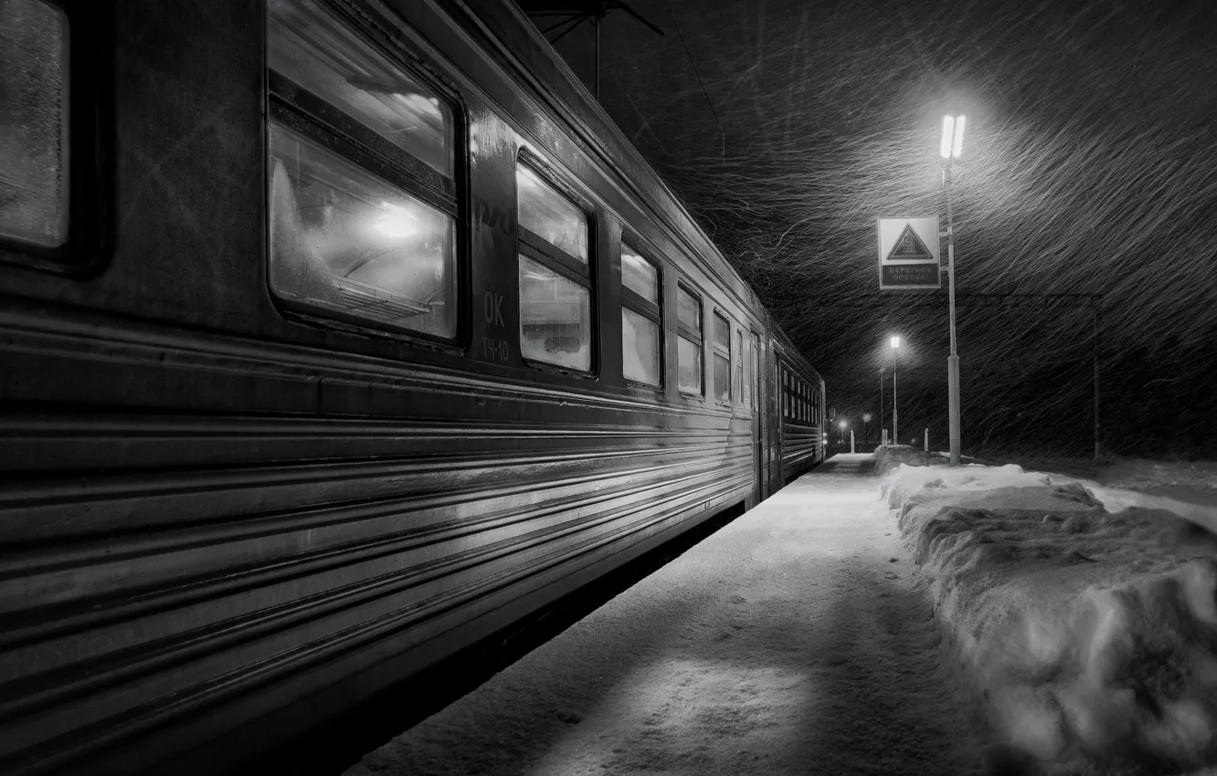 Photo wallpaper winter, station, morning, cars, train, Blizzard