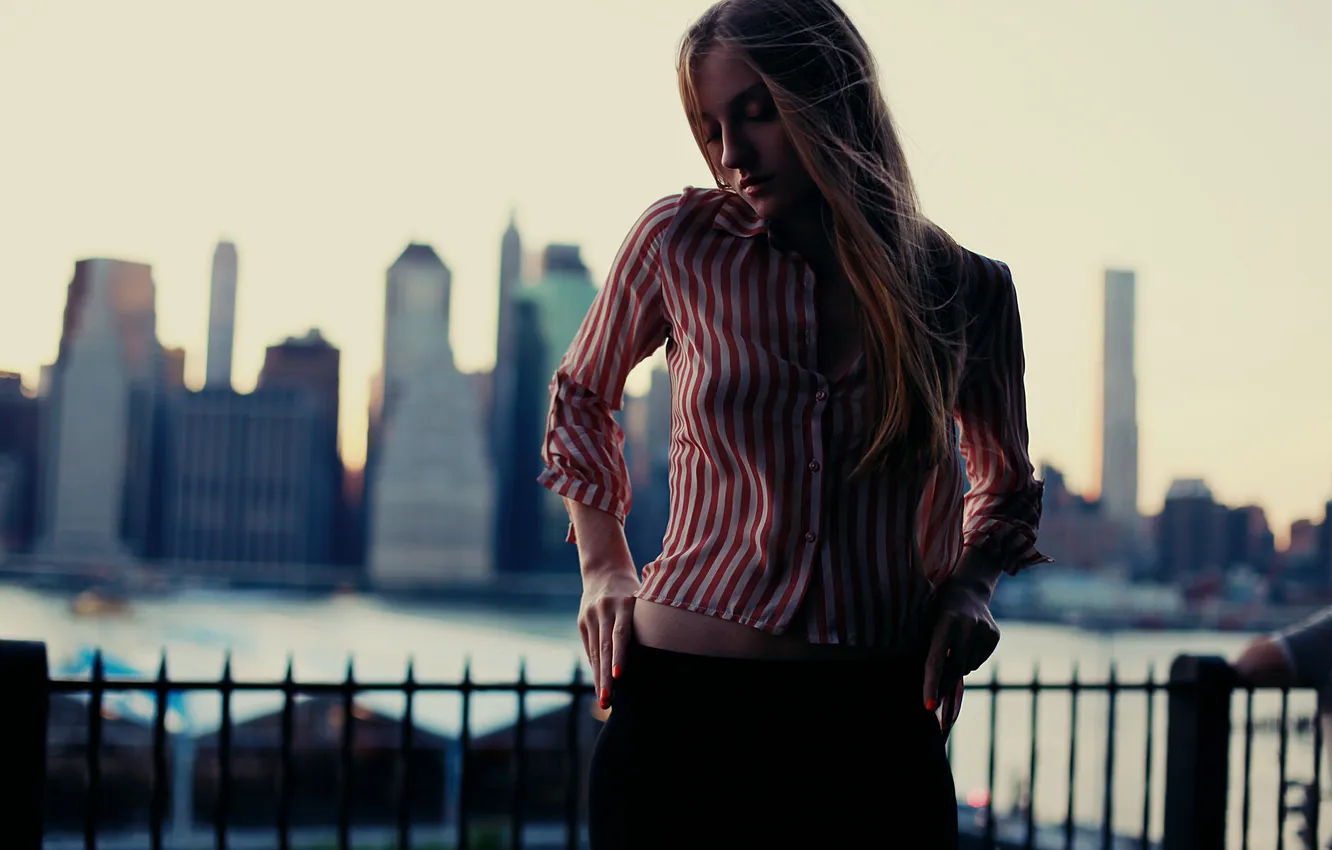 Photo wallpaper girl, the city, background
