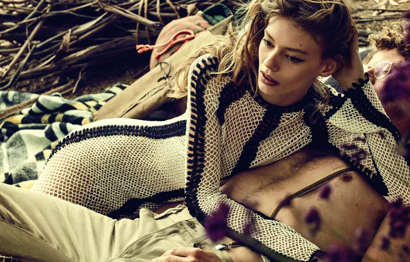 Photo wallpaper Australia, Vogue, Jimmy Young-Whitforde, Ondria Hardin, retro-inspired vintage