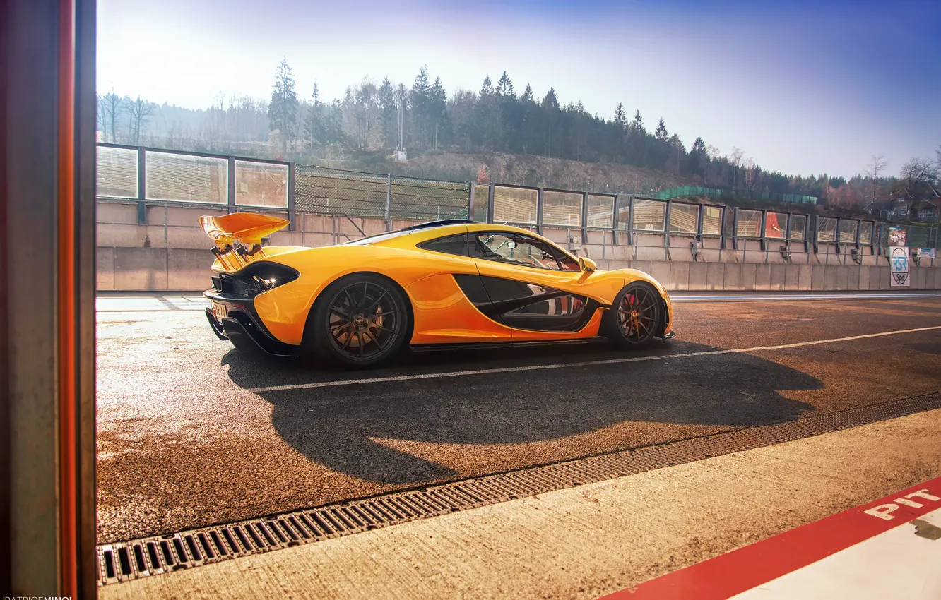 Photo wallpaper McLaren, track, Yellow, McLaren, Supercar, Yellow, Hypercar, Supercar